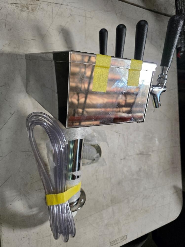 MICRO MATIC 4 Tap T Tower Glycol Cooled Polished Stainless Steel 4 Black Handle