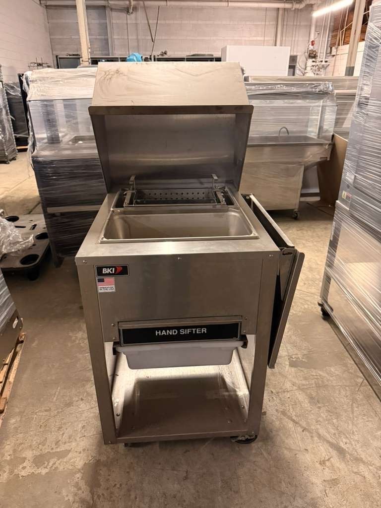 *Excellent Condition* BKI BT-24M Breading Table