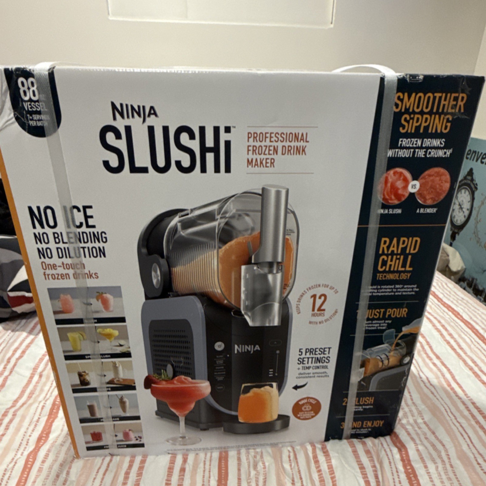 Ninja Slushi Professional Frozen Drink Maker 88oz One-Touch 1 Bowl