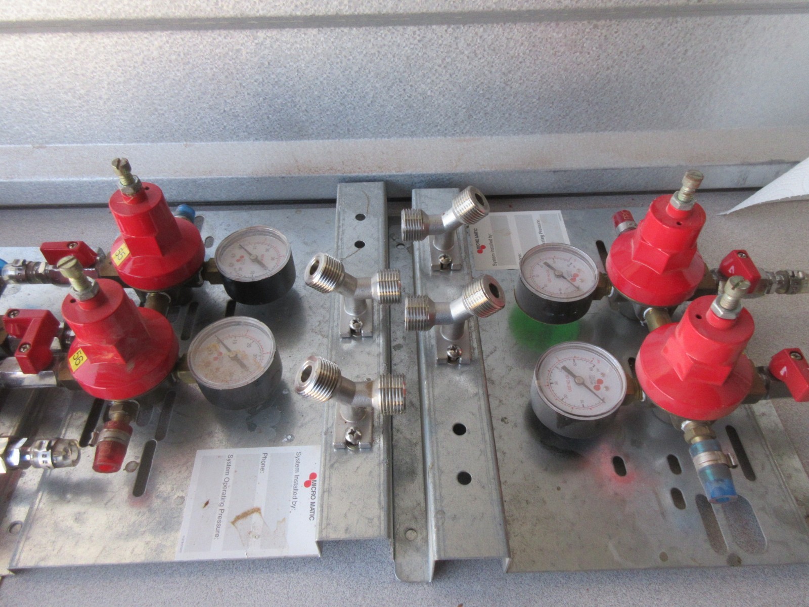 4 -Used Micro Matic 2 Regulator, 2 Gauges, & 2 hose connection Assy for Beer!