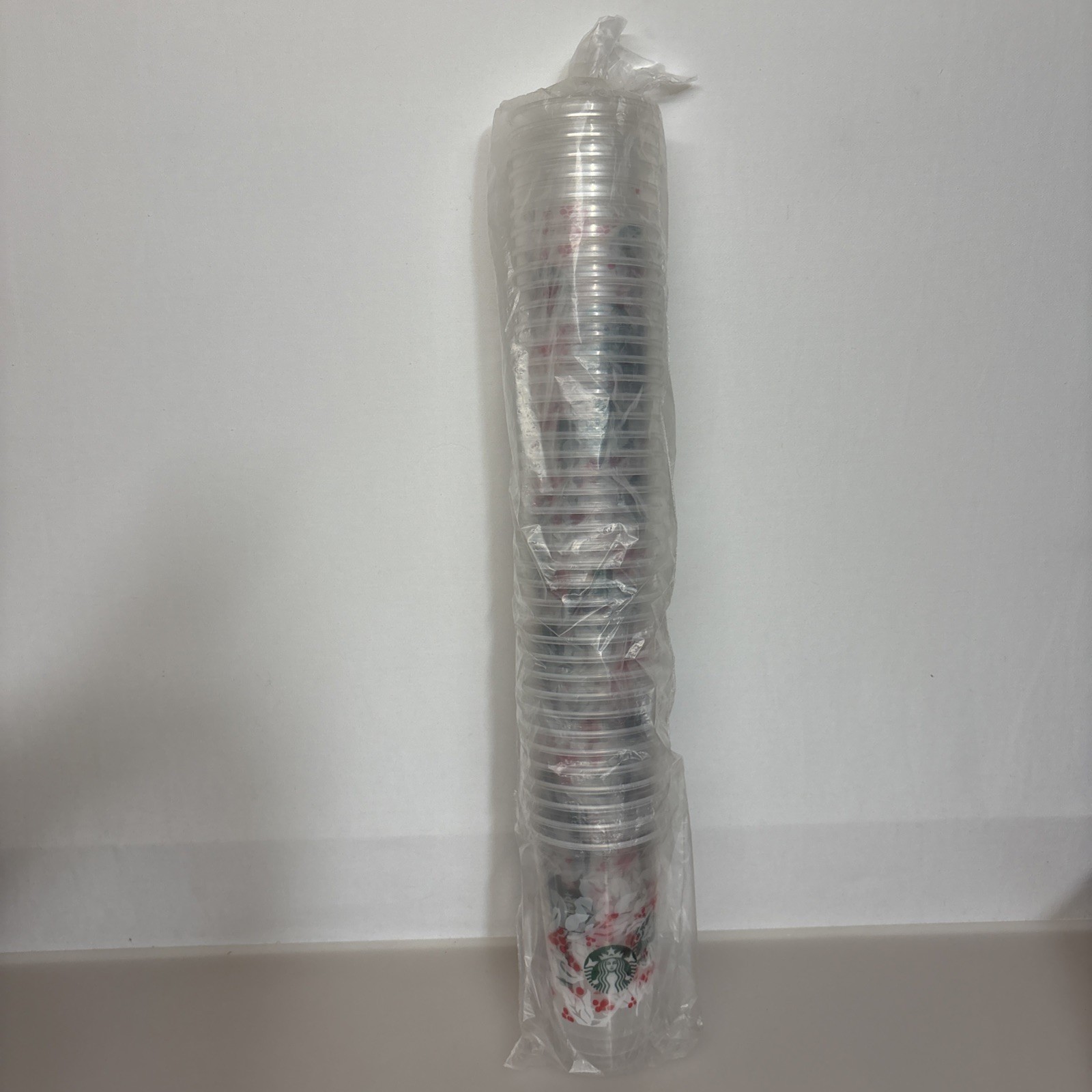 Starbucks Clear Plastic Cups 26 Oz Cold Drink Cups – 40 Lot (No Lids)