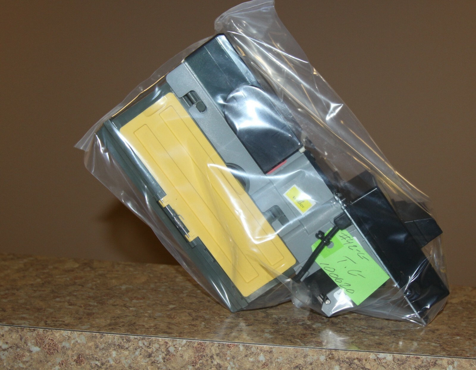 Mars MEI VN 2702 deep mask vending bill acceptor $1. – $20. bills – Tested good