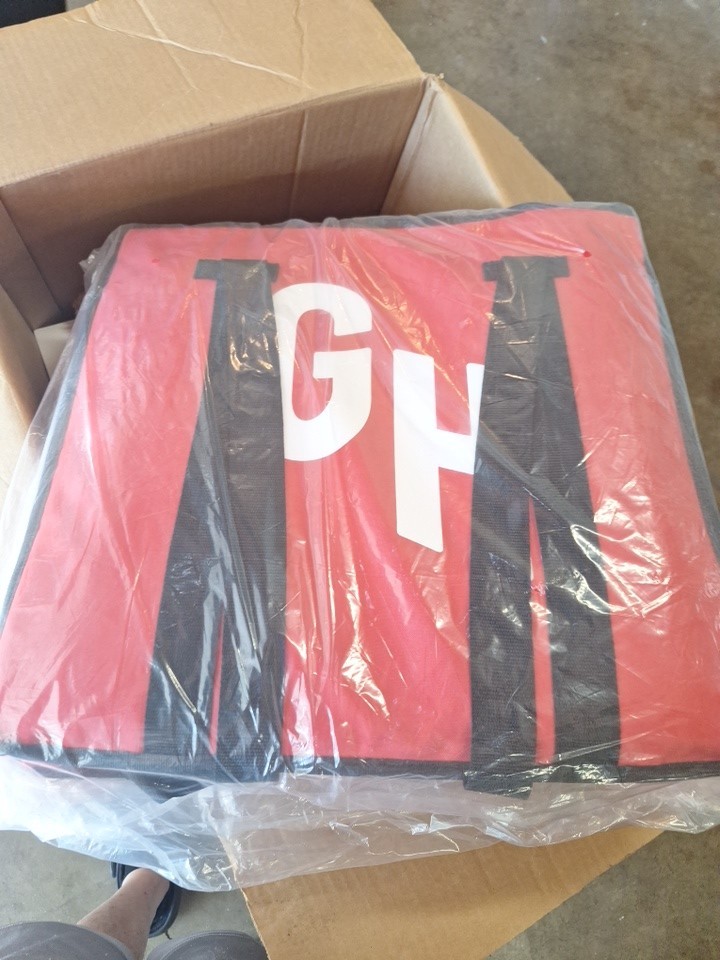Two Grubhub Insulated Delivery Bags – Food Bag & Pizza Bag – GH Logo