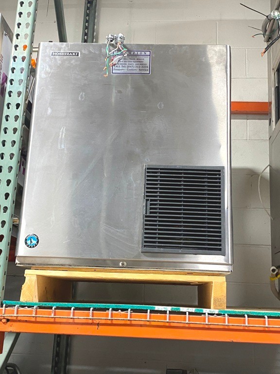 Ice Maker / Hoshizaki F-1501MRJZ-C Air-cooled Cubelet-style with 1353 Lb/Day