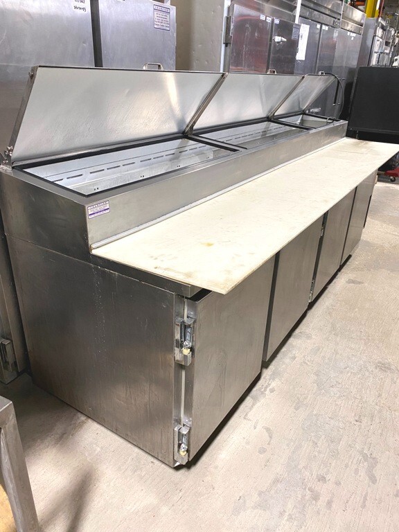 Prep Table/ Beverage Air DP119 Pizza Prep Table/ 4 Doors/ 119″ New Compressor