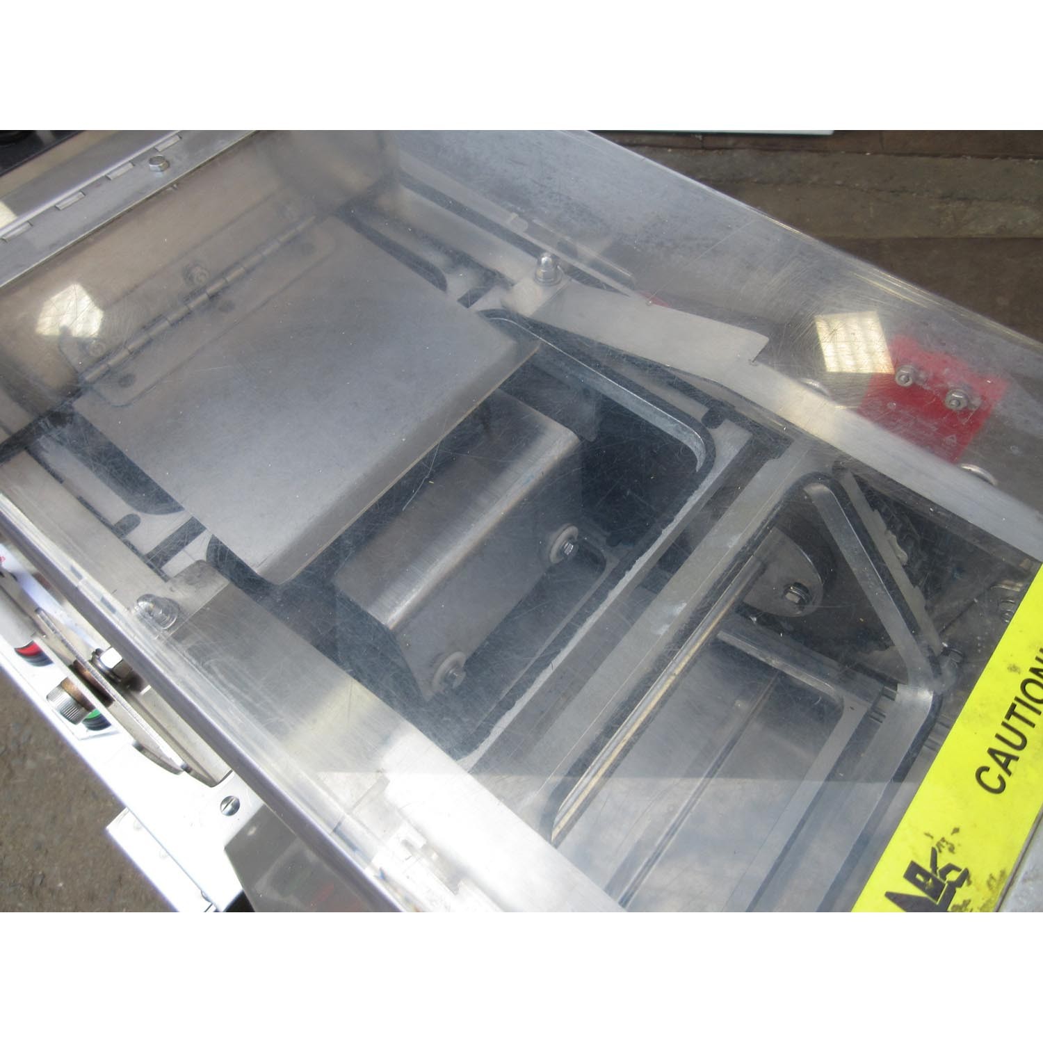 Oliver Food Tray Sealer