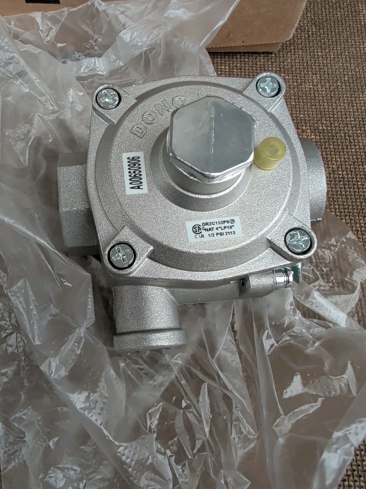 NEW ELECTROLUX REGULATOR PRESSURE 5304498819 + Lp To Natural Gas Unknown Reg