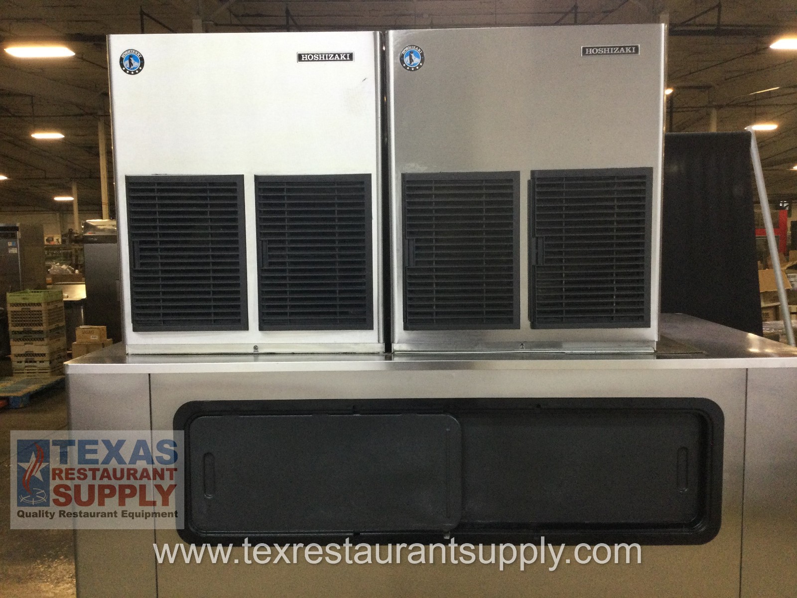 Hoshizaki F-801MAJ 1600 Lbs Air Cooled Ice Maker Large bin Flake Ice Style