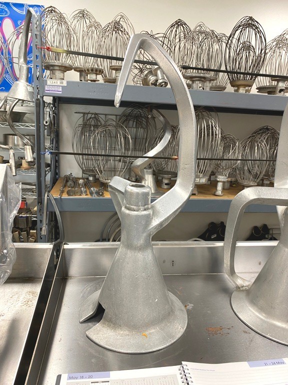 Mixer Attachment/Hobart Dough Hook Original LTVM80EC NSF / 80 Quart # 1