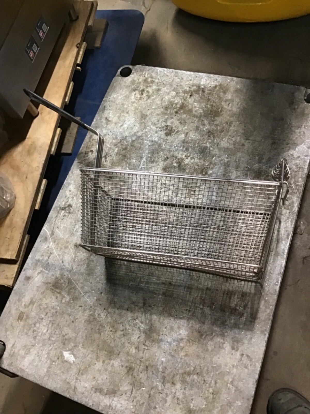 Fryer Basket 16 1/2” x 8”