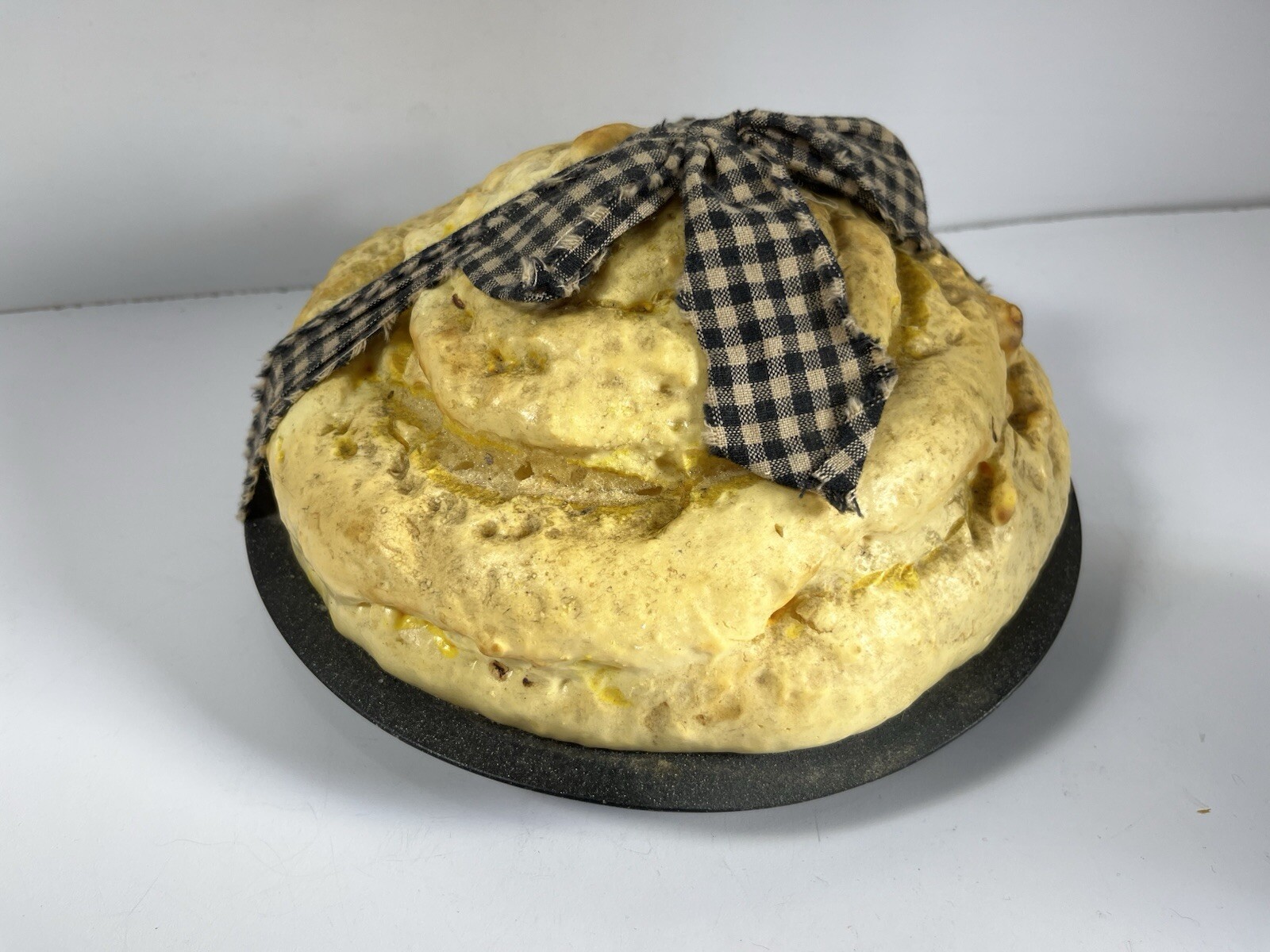 Primitive Farmhouse Handcrafted Faux Bread in Pie Pan