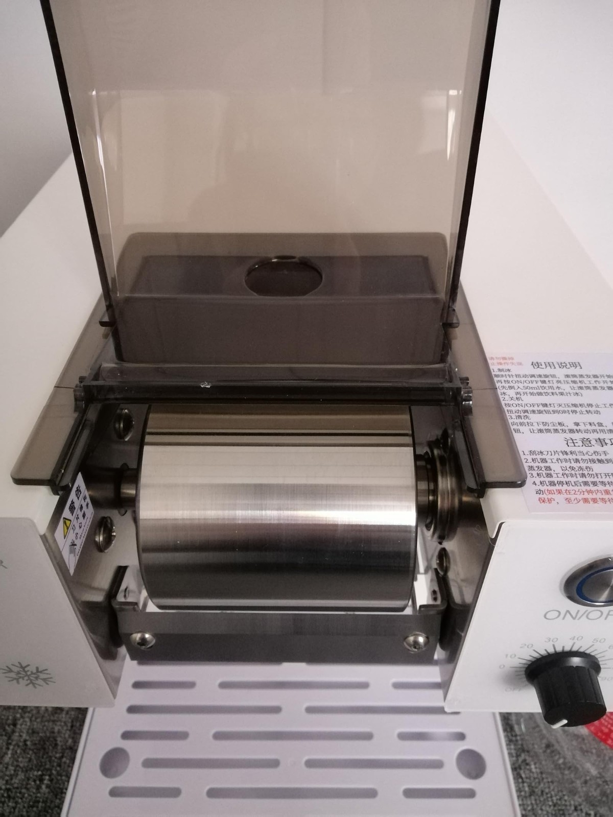 Kolice Automatic Electric Shaved Ice Machine, Snowflake Ice Crush Machine 55kgs