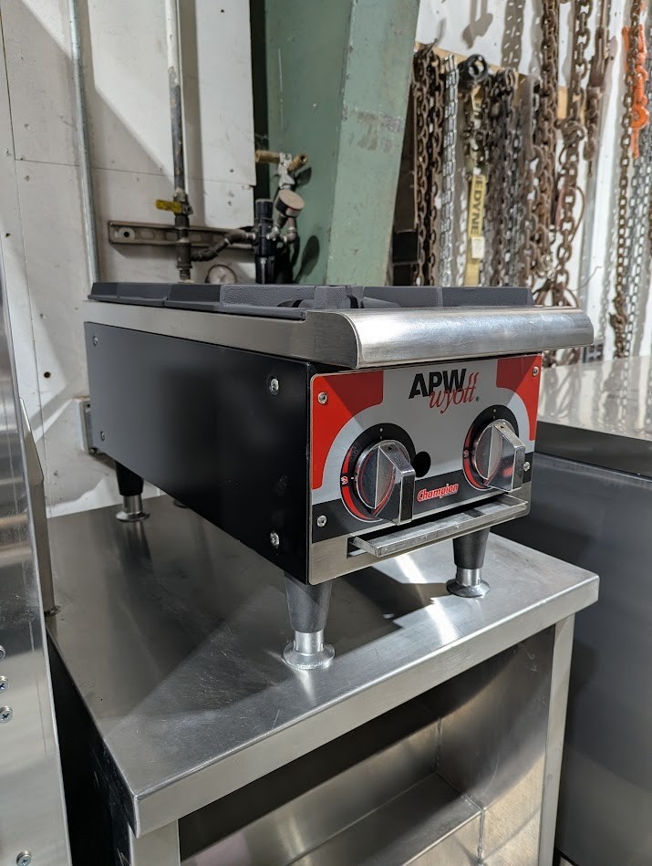 APW Wyott GHP-2H Natural Gas Hotplate w/ (2) Burners & Manual Controls