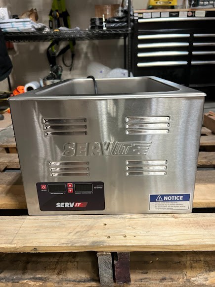 ServIt FW150 12″ x 20″ Full Size Electric Countertop Food Warmer – 120V, 1500W