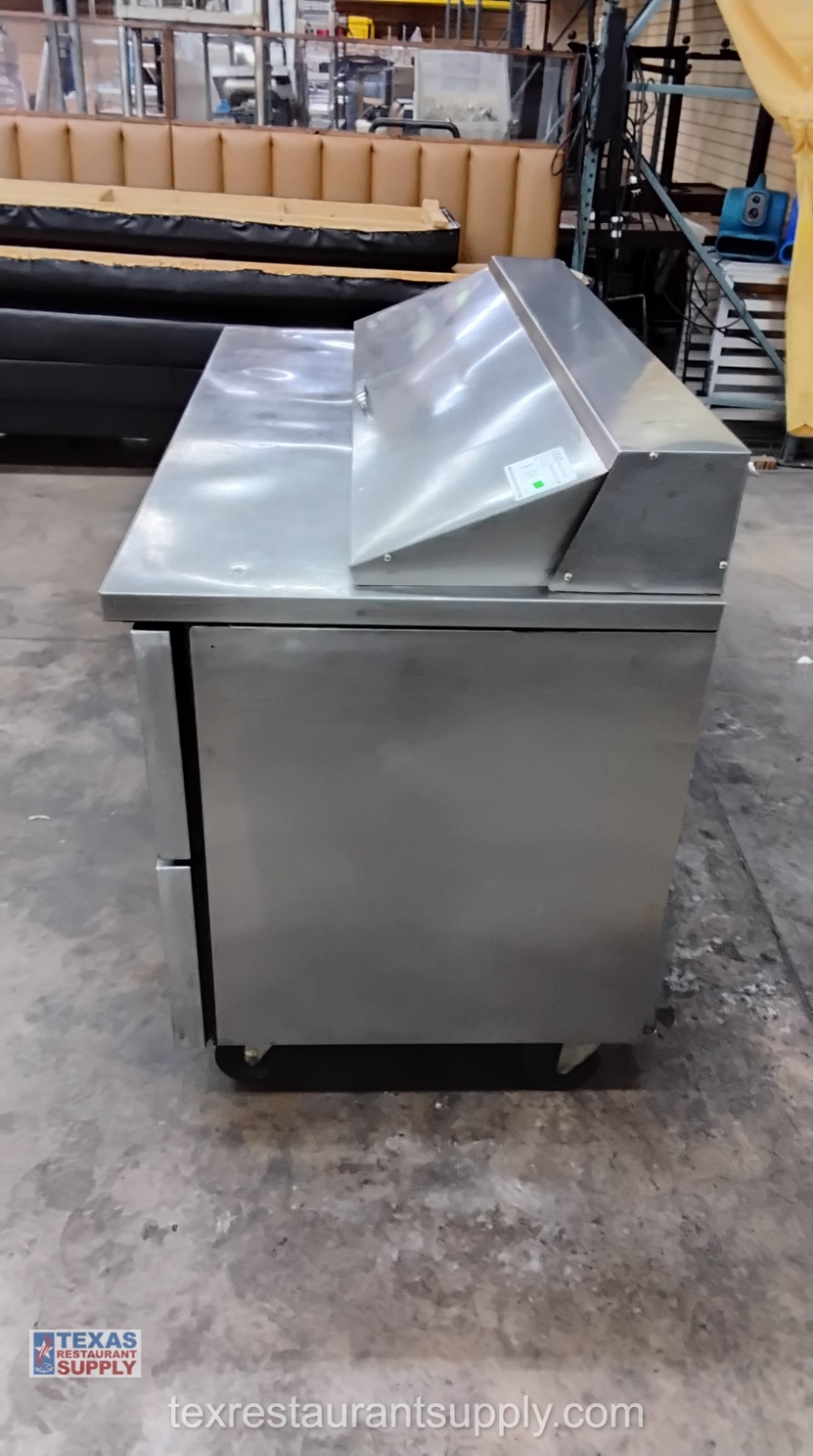 True TSSU-60-16D-4-HC 60″ Refrigerated Sandwich Prep Table with 4 Drawers