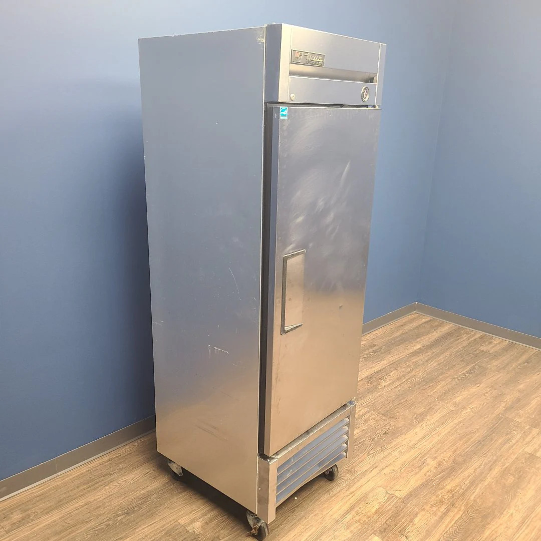 Used True Mfg. T-23 Reach-In Refrigerator 1059165