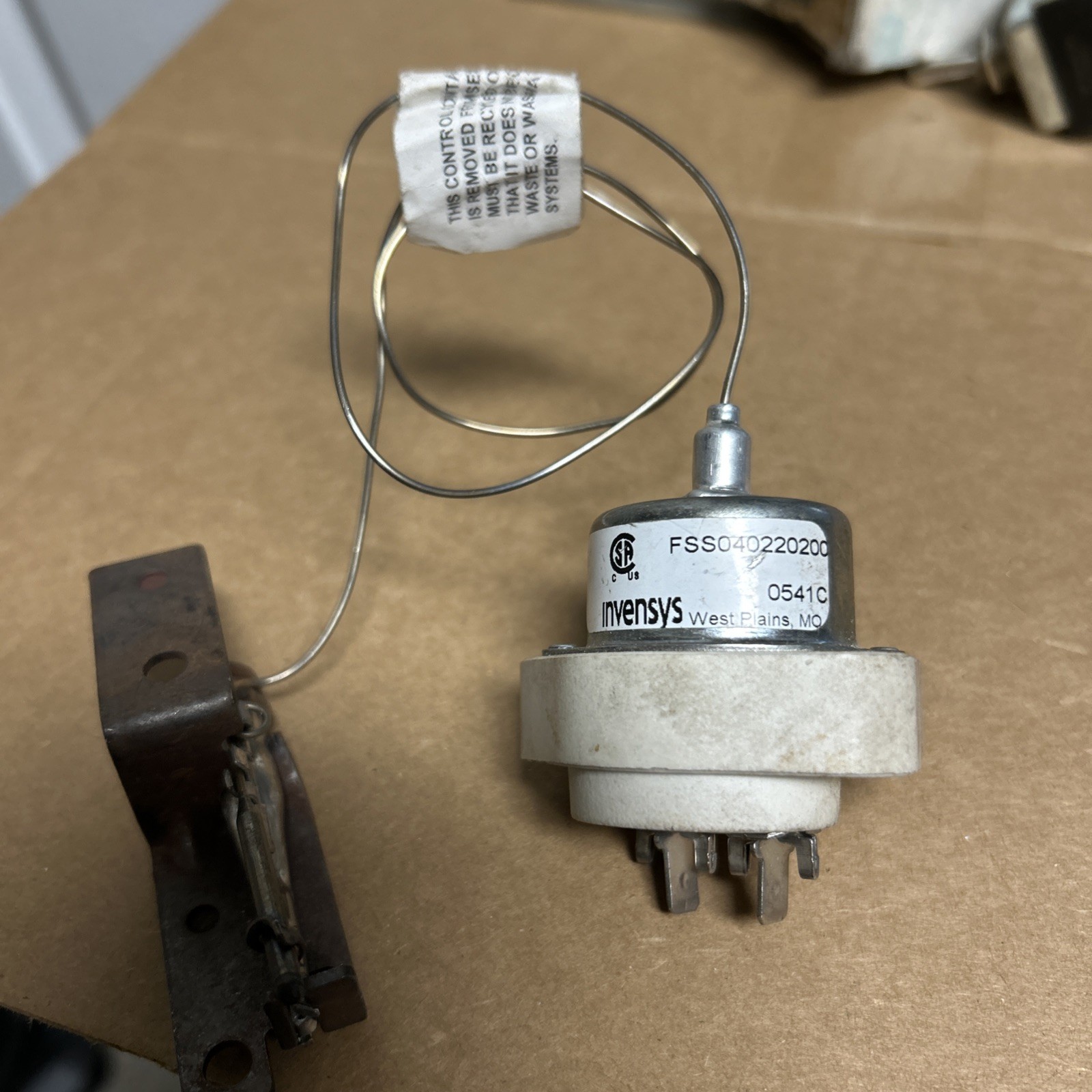 HOBART /VULCAN HART 00-411496-H1 FLAME SWITCH NEW OEM AP 42-1005