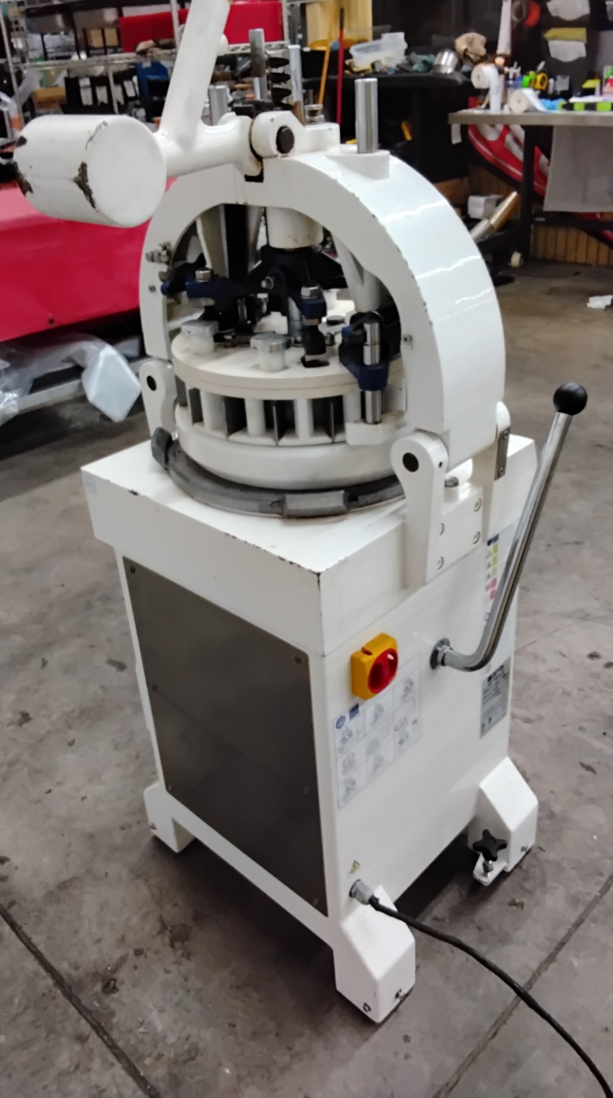 Doyon DSA336 Semi Automatic Bakery Dough Divider Rounder