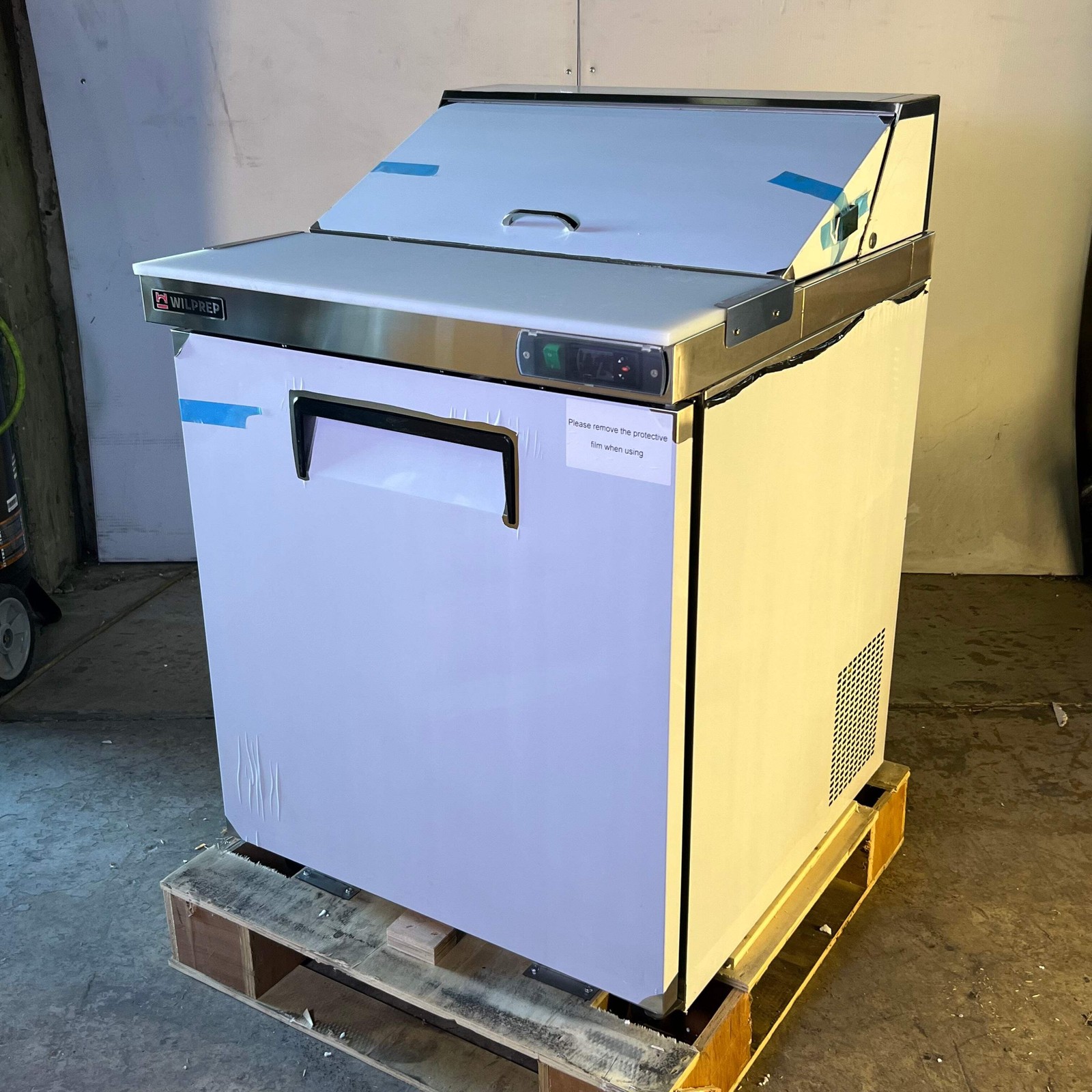 WILPREP 29″ Single Door Commercial Salad Prep Table Refrigerator TSSU-29T