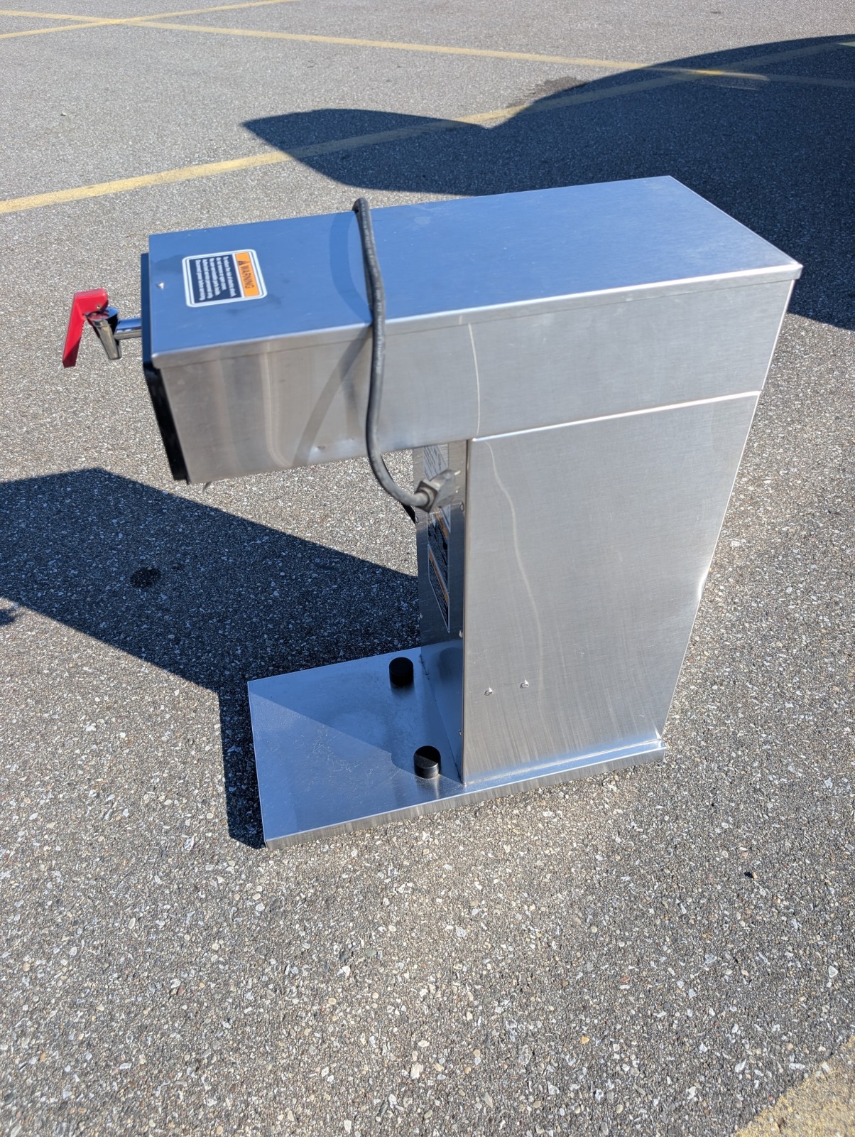 BUNN AXIOM DV APS Commercial Coffee Brewer 120V Digital Airpot Brewer 38700.1010