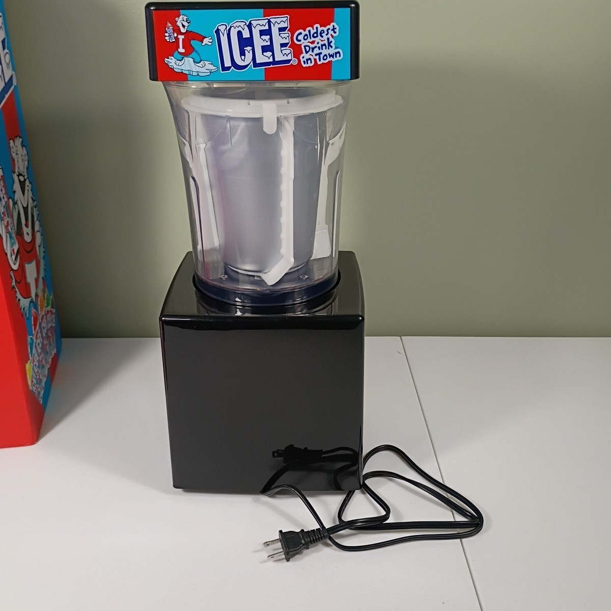 ICEE Slushie Machine Home Countertop Slushy Maker Fizz Creations Kids Fun