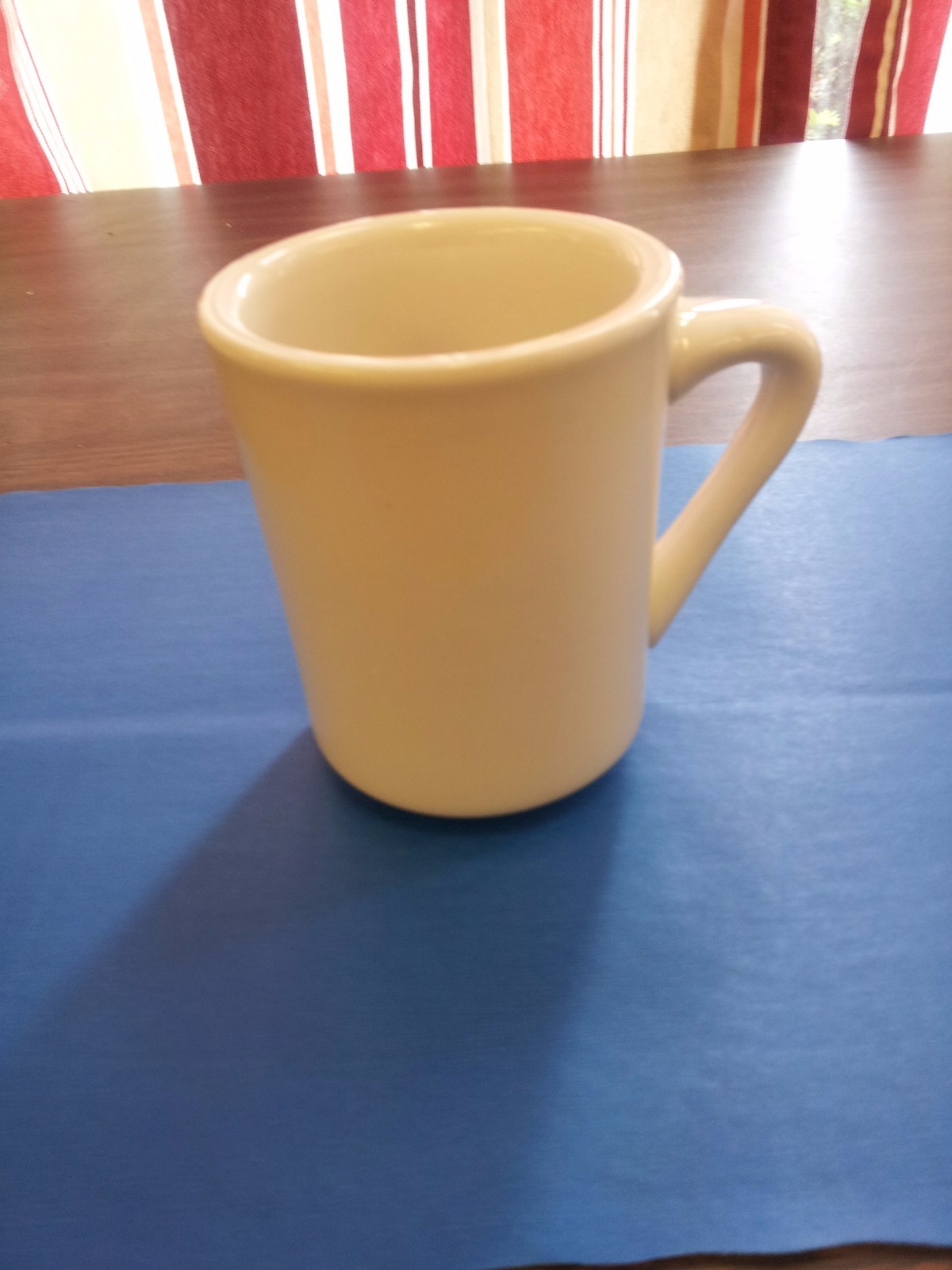(ONE MUG)) COFFEE MUG 8 OUNCE CAFE HANDLED OFF WHITE DISHWASHER SAFE