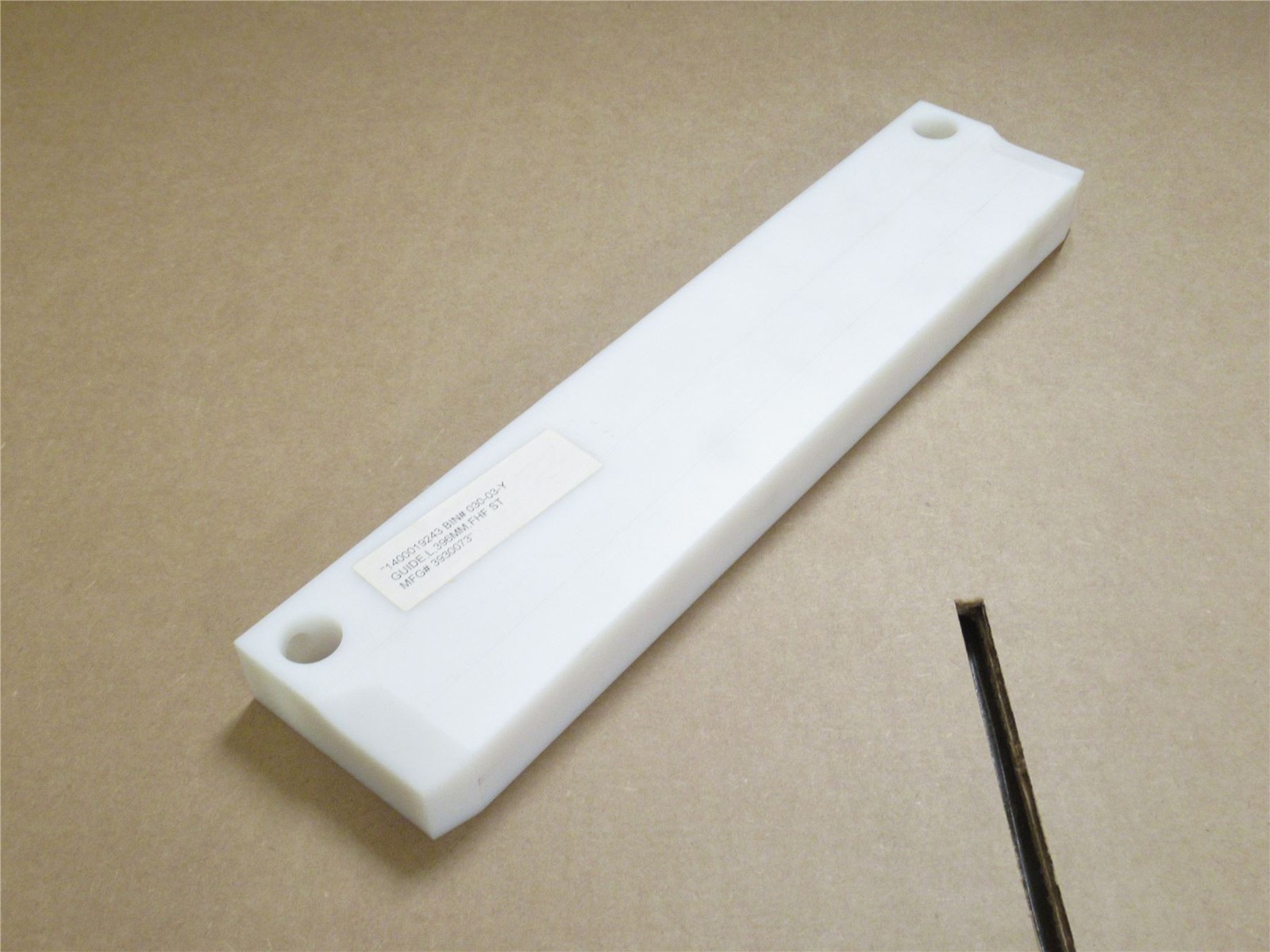 237171 Old-Stock; Marel 3930073 Guide Bar; 15-5/8″ Long x 3-7/16″ Wide