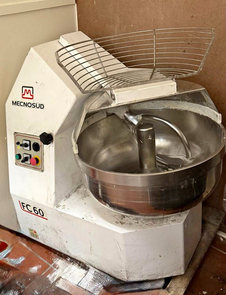 MECNOSUD FC60 74 Quarts Fork Pizza Dough Mixer 132 LB Bowl