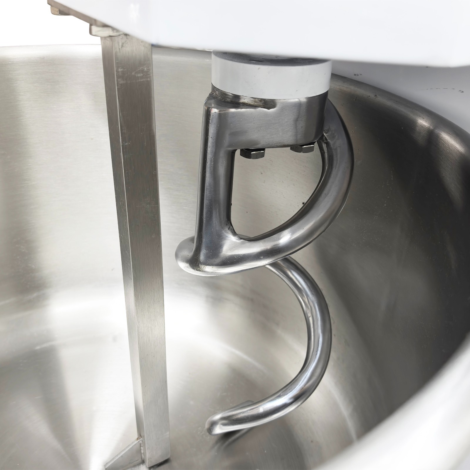 PreAsion® 220V Electric Spiral Dough Mixer 80QT Commercial Flour Mixer Machine