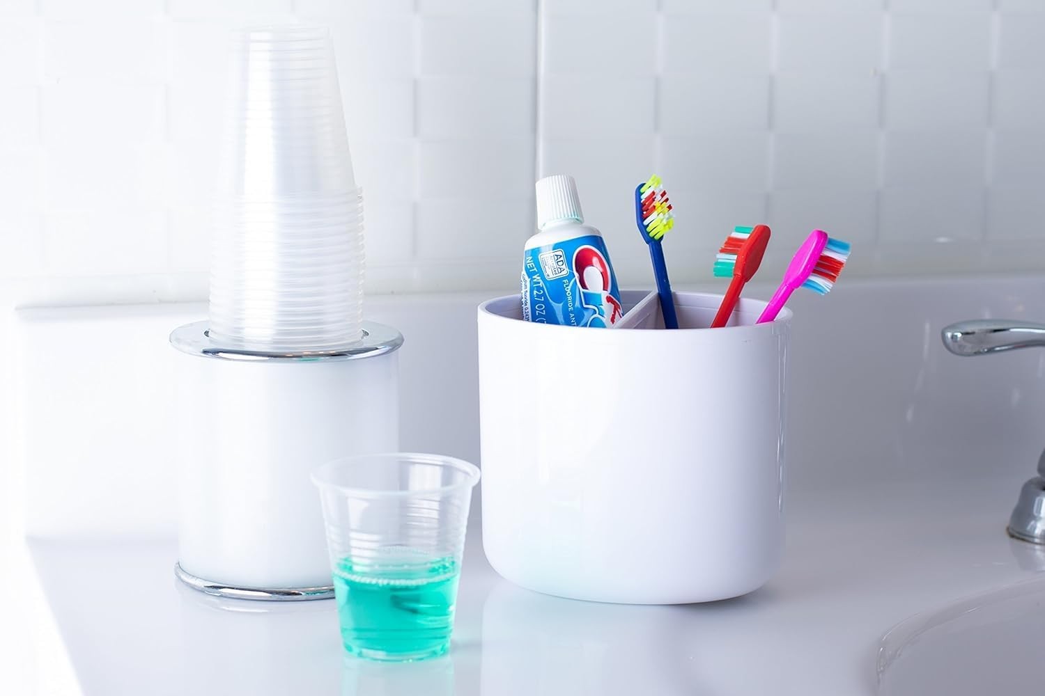 Case of 2,500 – 3 oz. Disposable Clear Plastic Cups 100 Count Packages