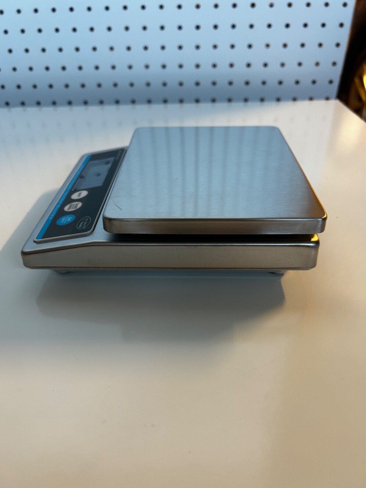 Yamato Submergible IP67 Digial Portion Scale NSF certified 12 lb x .002 lb