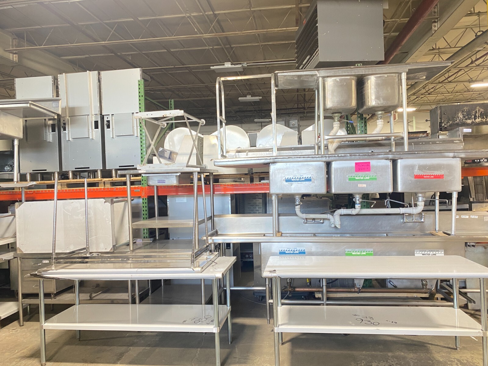 Table /Commercial Stainless Steel MD: 2KRD9A / 600 LB Capacity / 72″x30″x36″H
