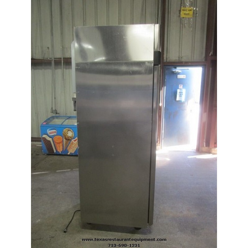 USED TURBO AIR M3R24-1-N 28 3/4″ REACH IN REFRIGERATOR