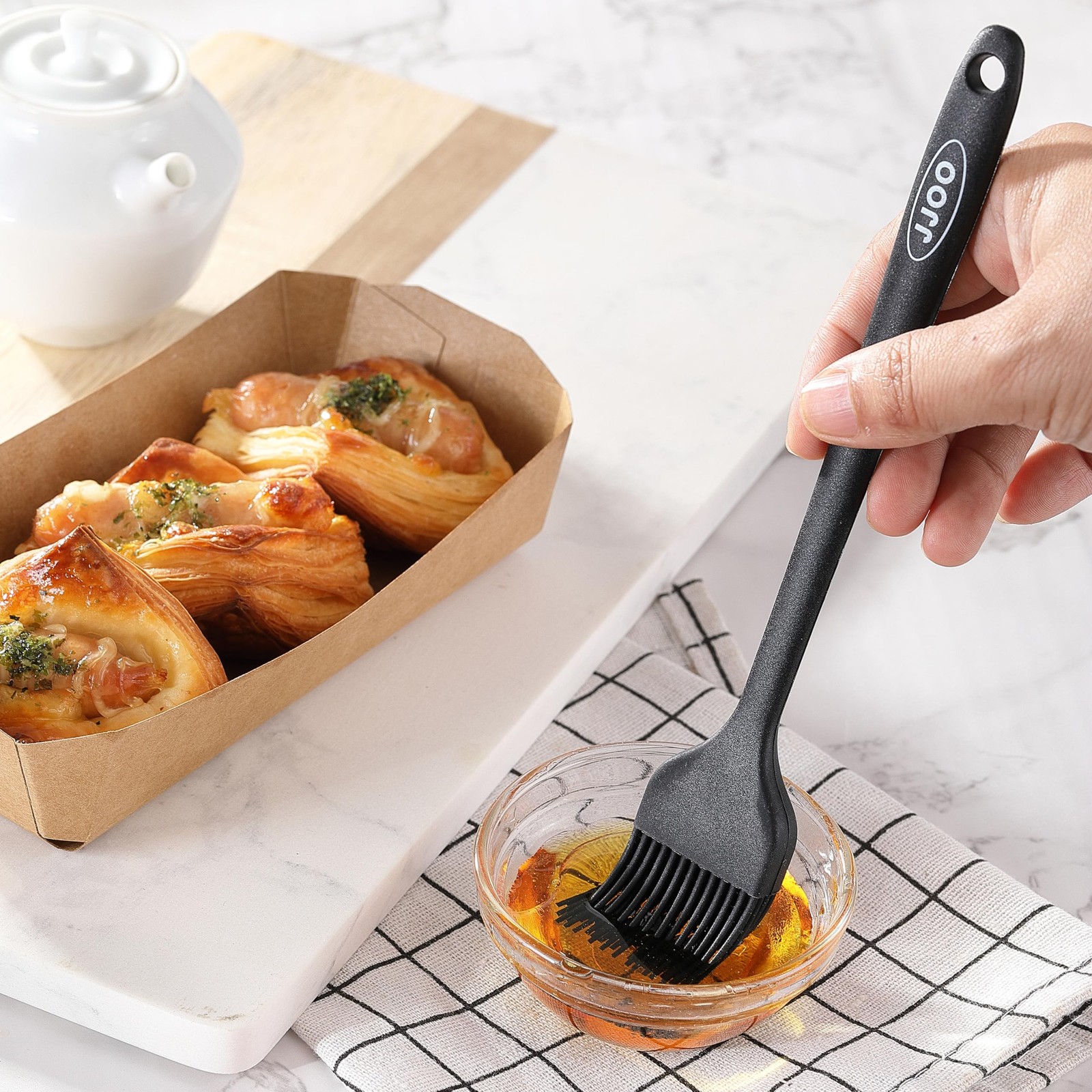 2PCS Silicone Basting Pastry Brush, JJOO Heat Resistant 10.23*1.57, Black
