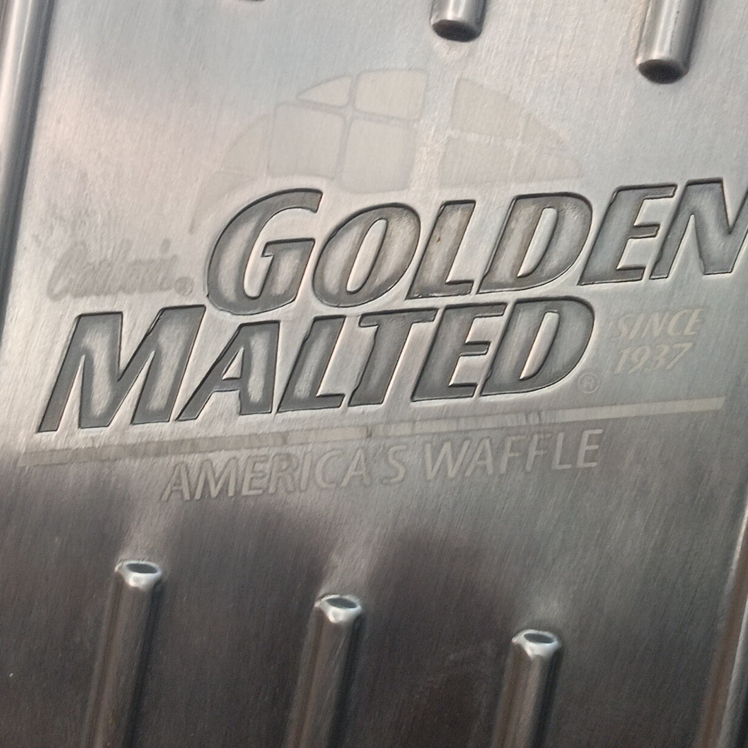 Carbon’s Golden Malted Heavy Duty Professional Gourmet Waffle Baker Maker