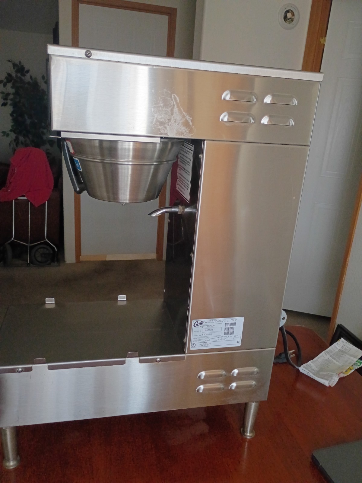 Used Curtis PTT3 Single Tea Brewer w/ Digital Programming – 120v