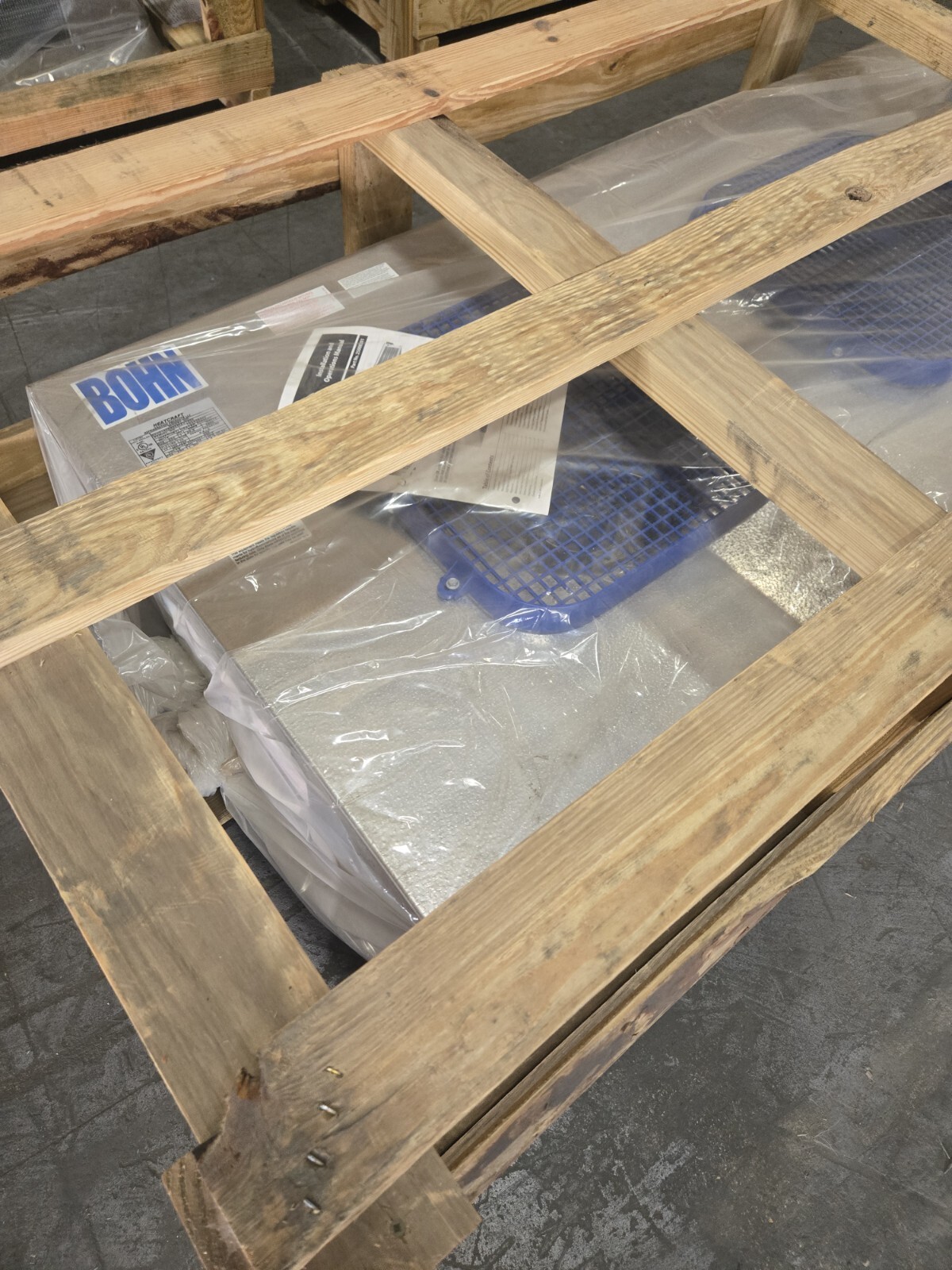 NEW Bohn BEC0180BS6EM Walk-In 18,000 BTU Freezer/Cooler Center Mount Evaporator