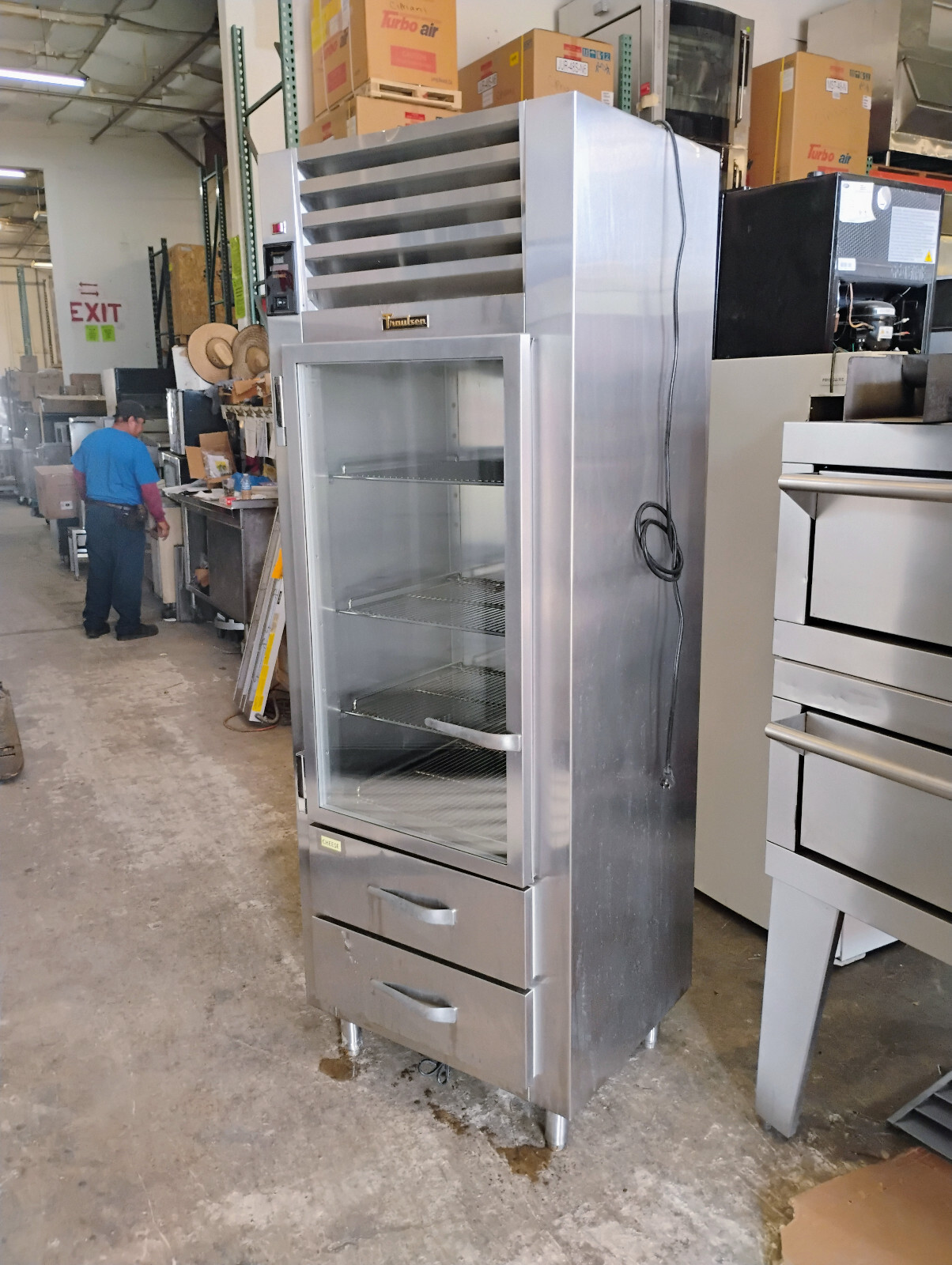 UR-30HT-A TRAULSEN USED RESIDENTIAL REFRIGERATOR 485.00 FREIGHT