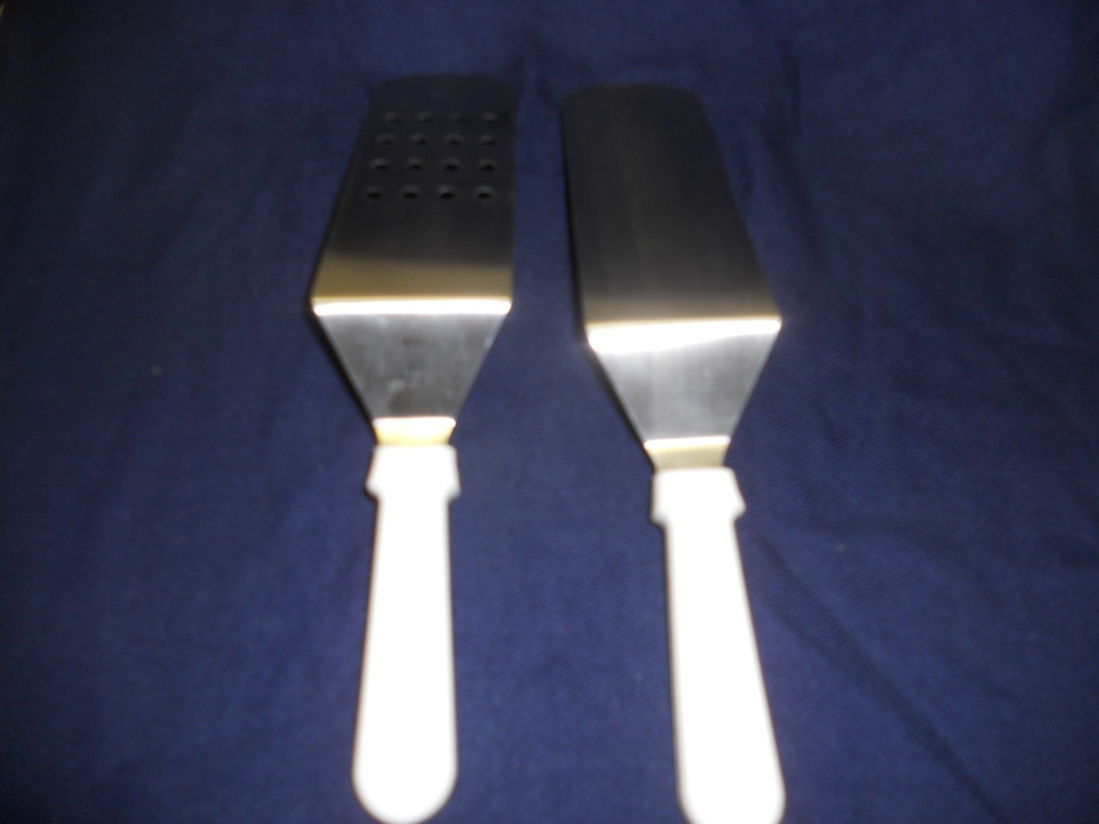 2Stainless Steel Spatula Turner Polar Ware NSF T6017 T6016 India 8 1/4″ x2 7/8″