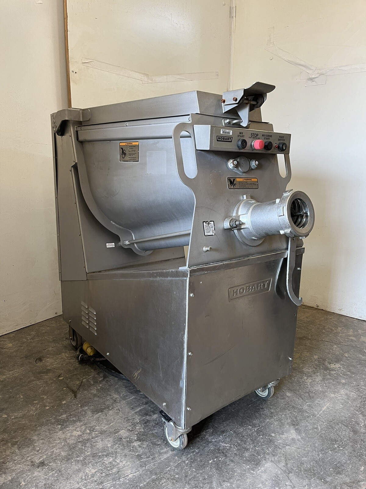 Hobart Meat Mixer Grinder MG1532 #32 150lb VIDEO WE CRATE AND SHIP WORLDWIDE