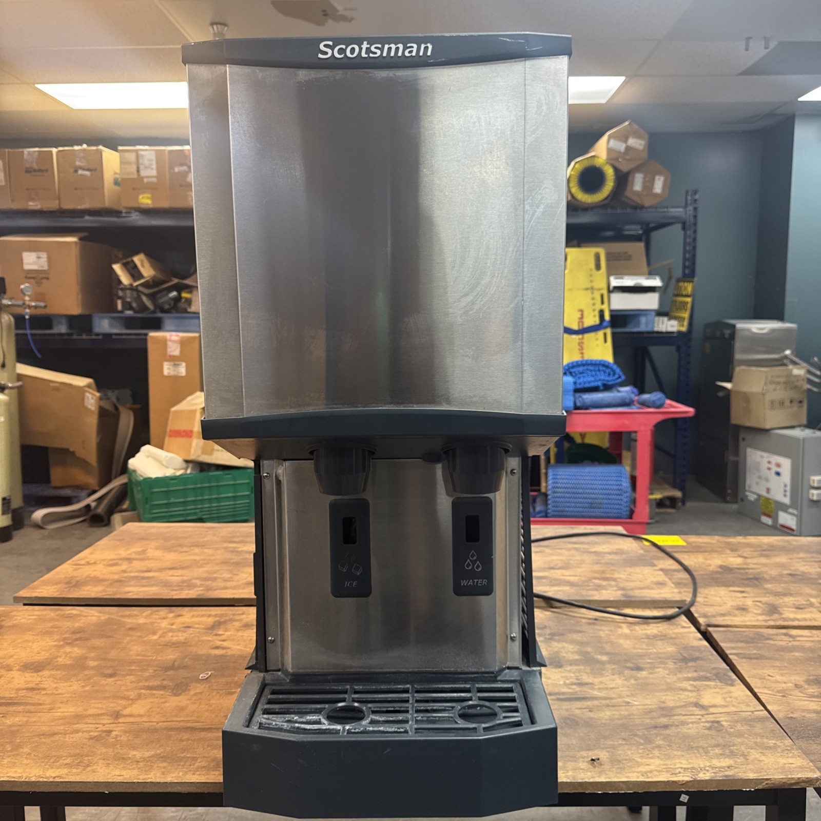 Scotsman HID312A-1A Meridian Nugget Ice & Water Dispenser 115V Commercial