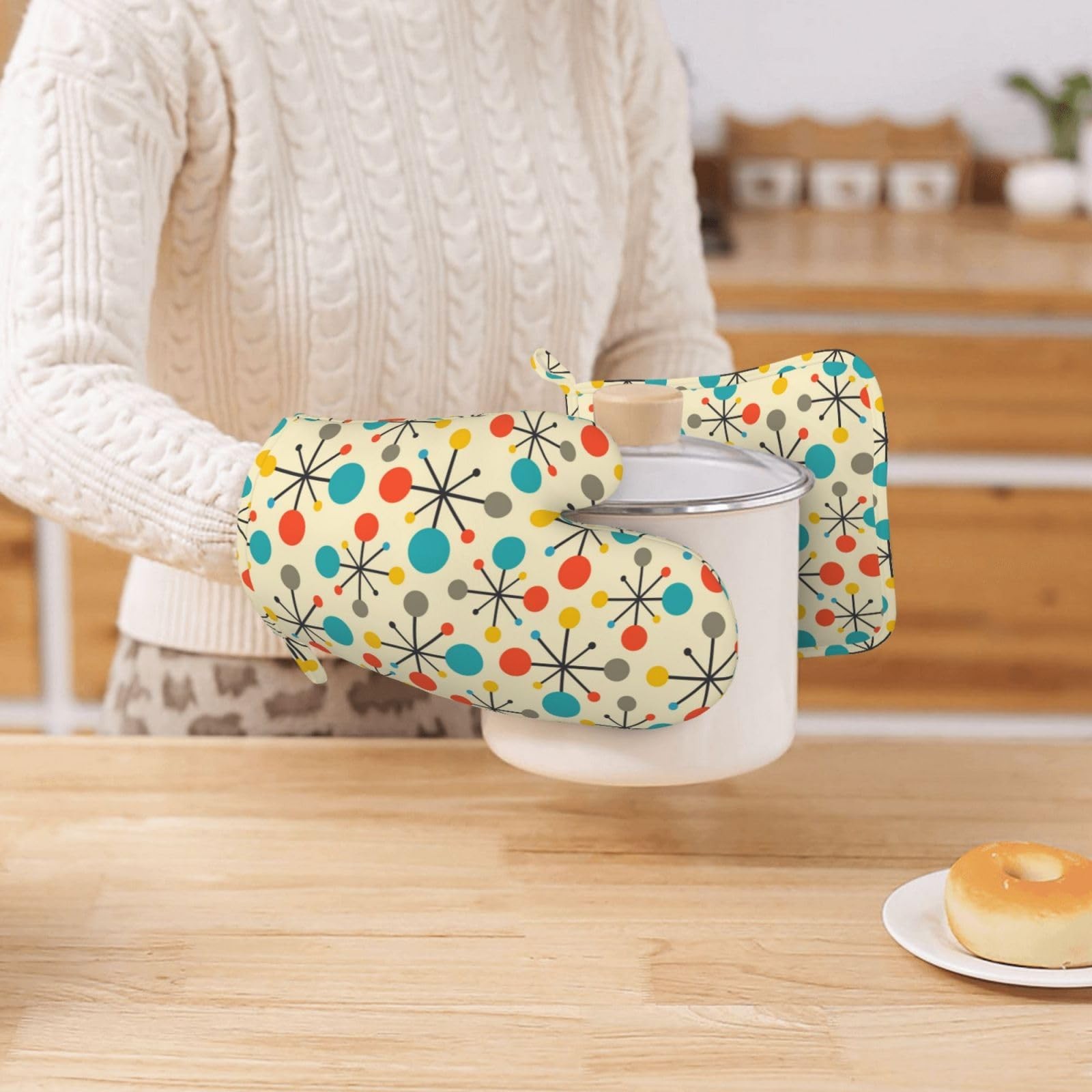 Mid Century Fifties Modern Atomic Retro Oven Mitts and Pot Holders Set of 1