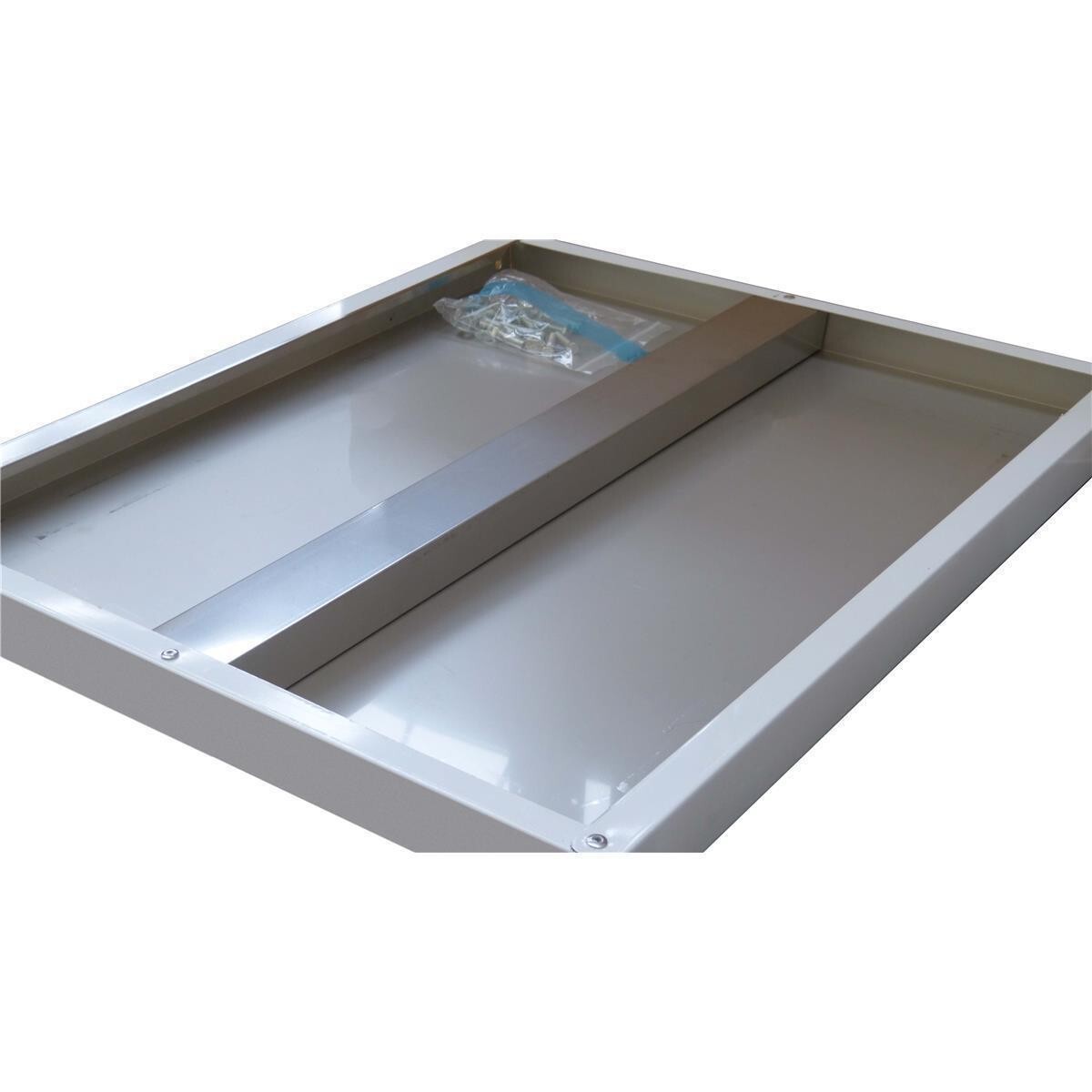 Sturdy work table table stainless steel with base edging 120 x 70 cm NEW