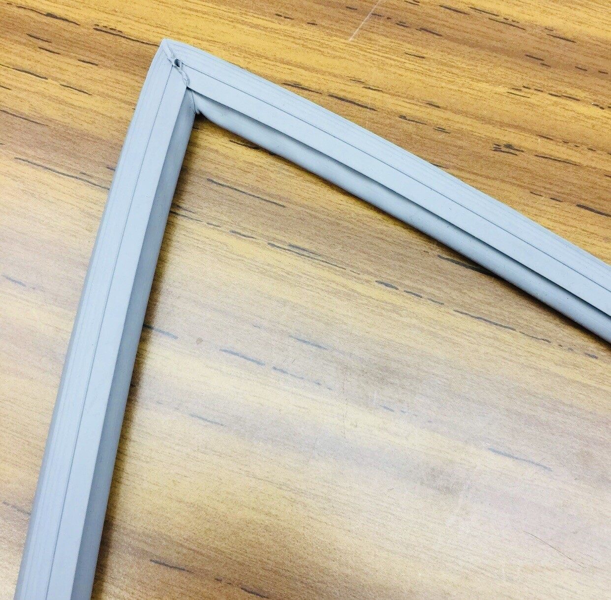 LOT OF 5 UNBRANDED 784820 GRAY MAGNETIC GASKET DOOR 32-1/4 X 28-1/8 FOR BEVLES