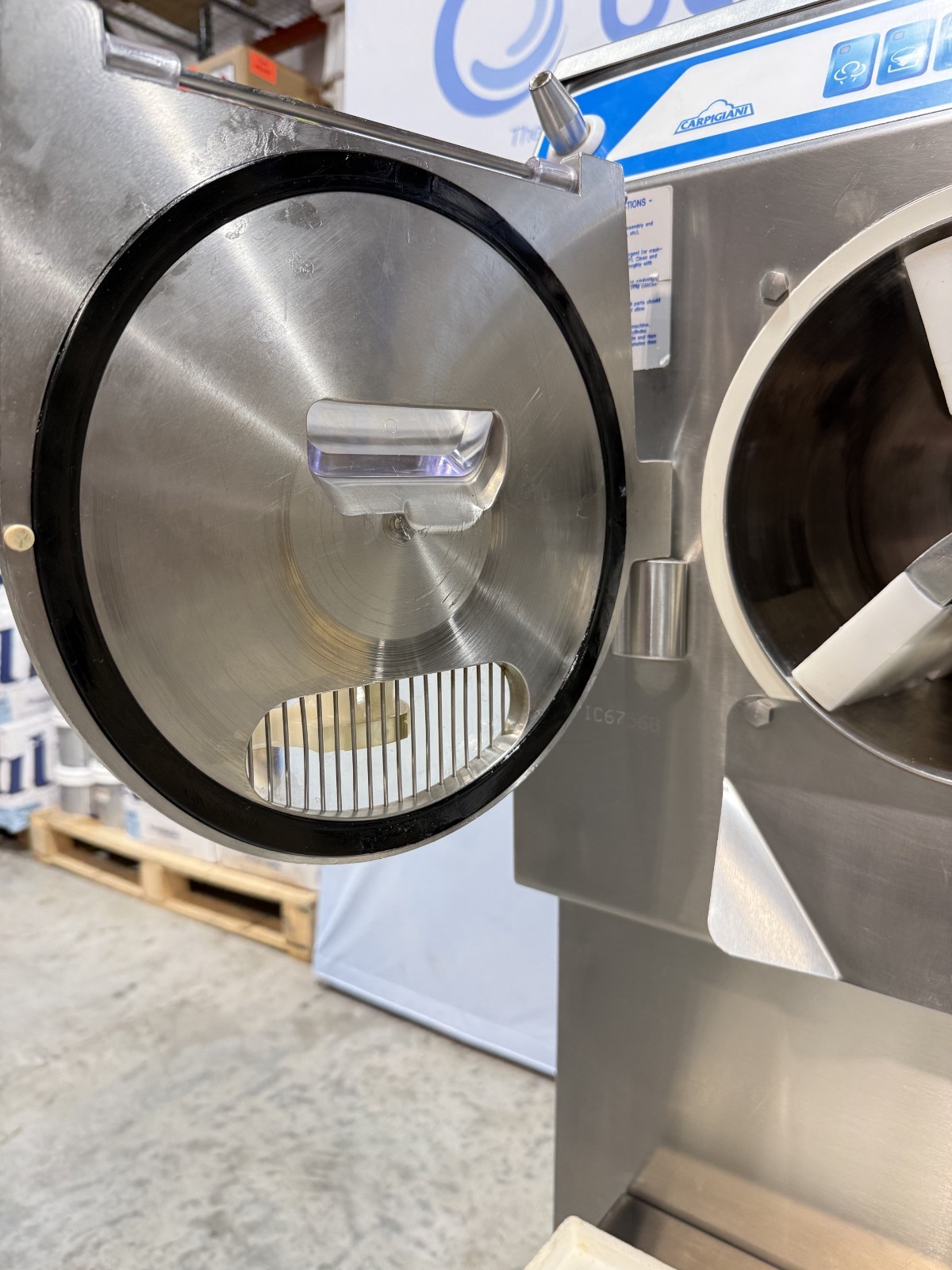 Carpigiani LB 1002 RTX G Gelato Batch Freezer – Water Cooled – 3 Phase