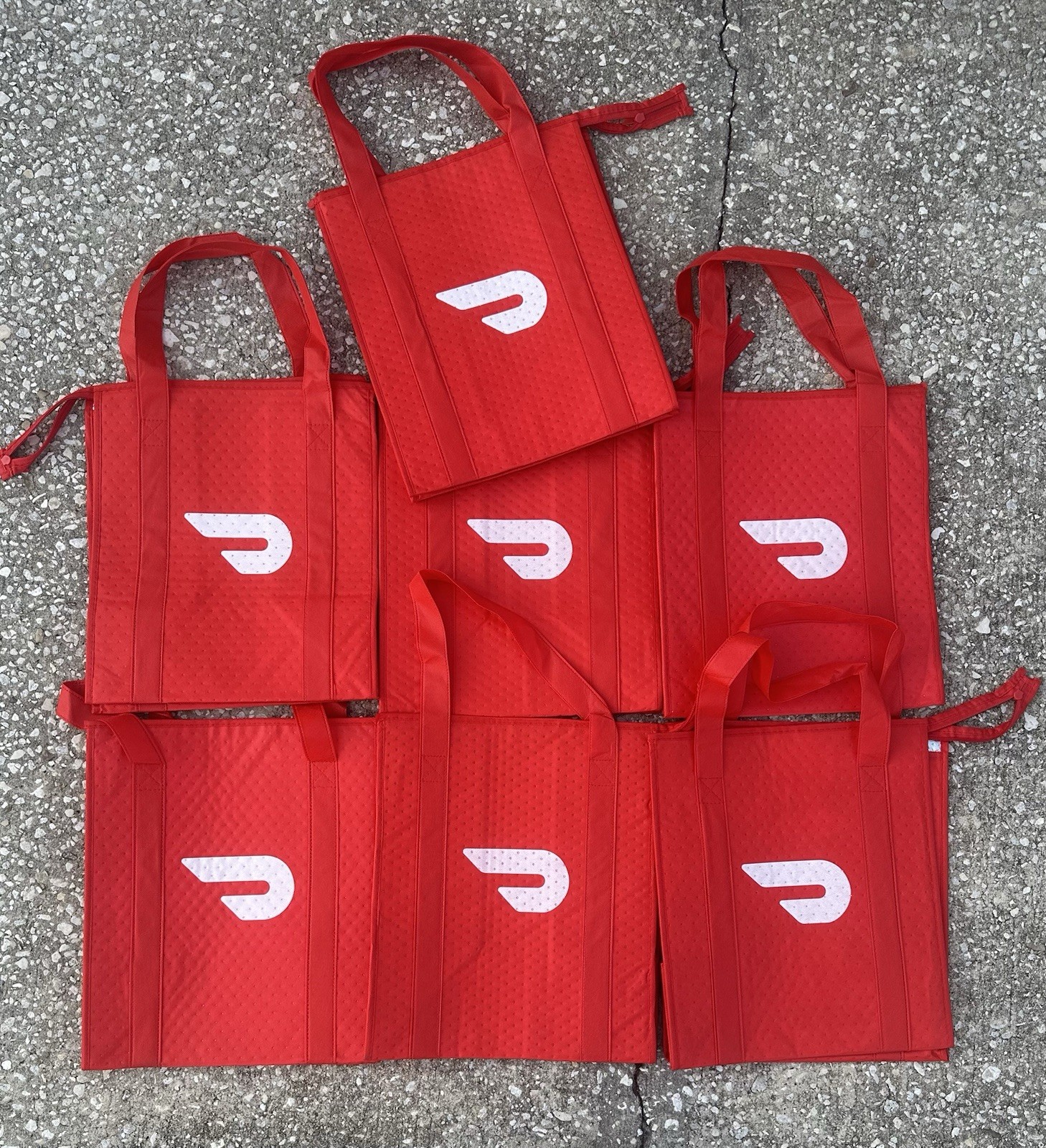 Lot of 7 ~ DOORDASH ~ 13x15x9 ~ Zippered Insulated Delivery Bag / Tote ~ ERRORS
