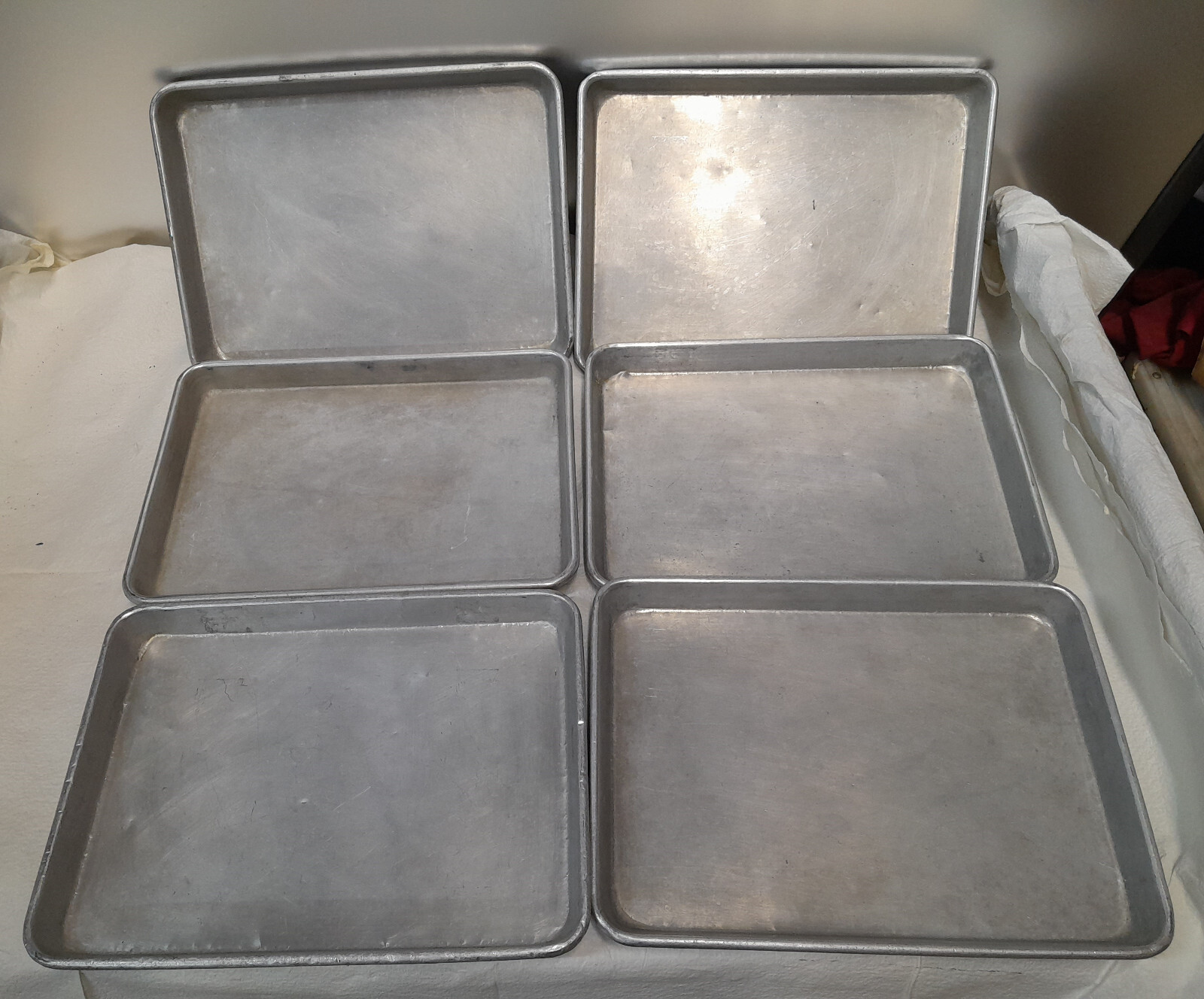 Lot Of 6 Vollrath #5220 and/or Winco ALXP-1013, 13 x 9.5″ 1/4 Sheet Pans USA