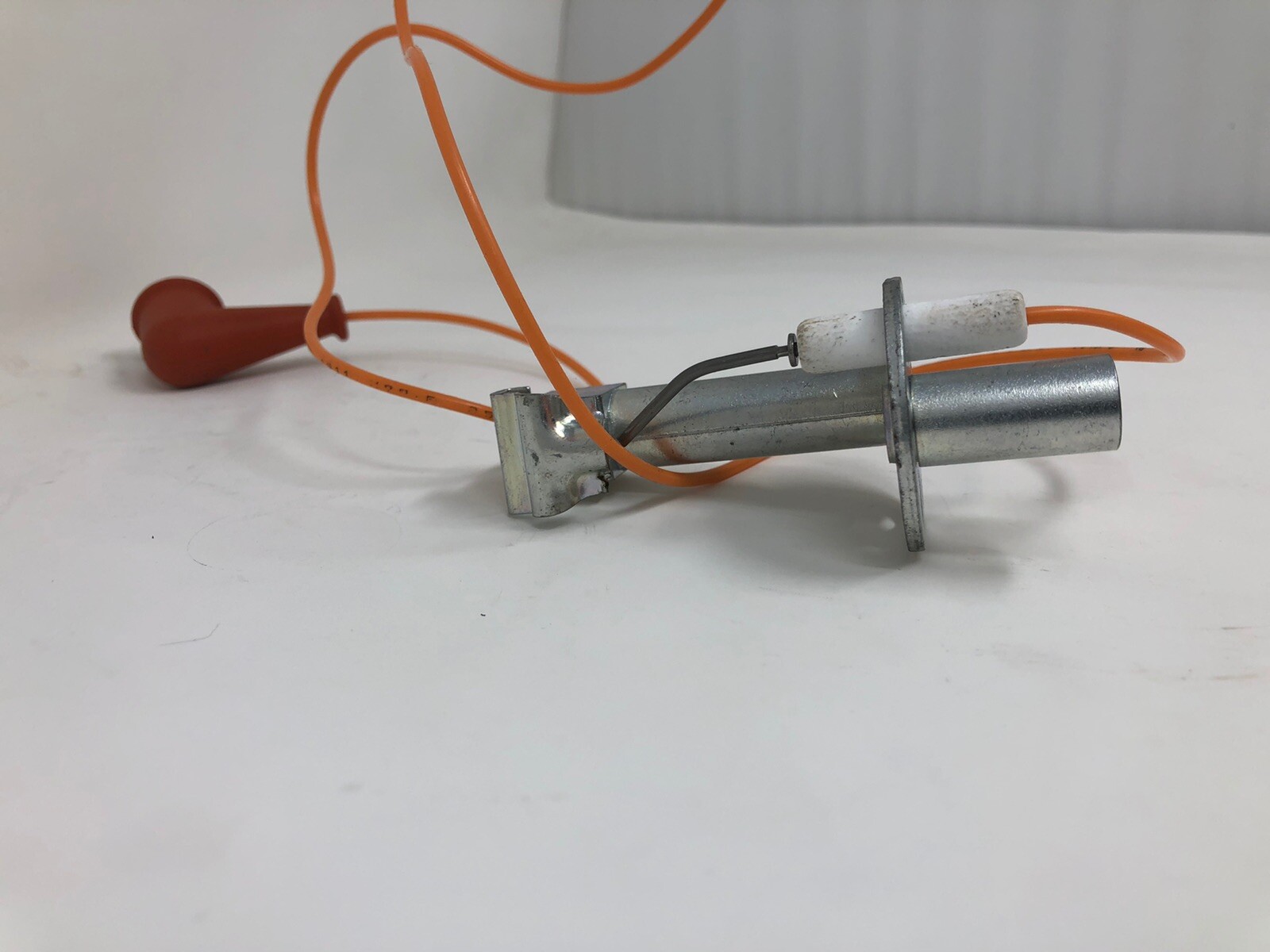 New OEM Hobart Vulcan Hart 819143 Burner/Ignitor Assembly, Orifice not included