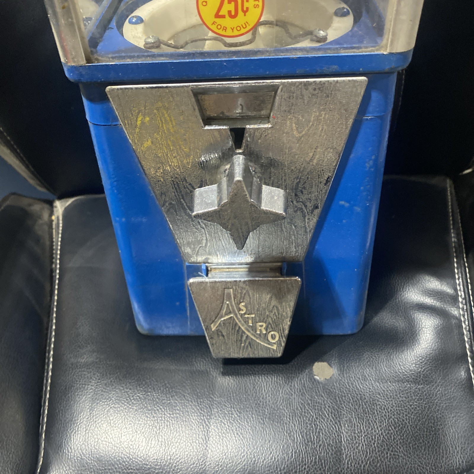 Oak Beaver 1″ Toy Capsule Bulk Vending machine Acorn Or Round 1.1″ Made In USA
