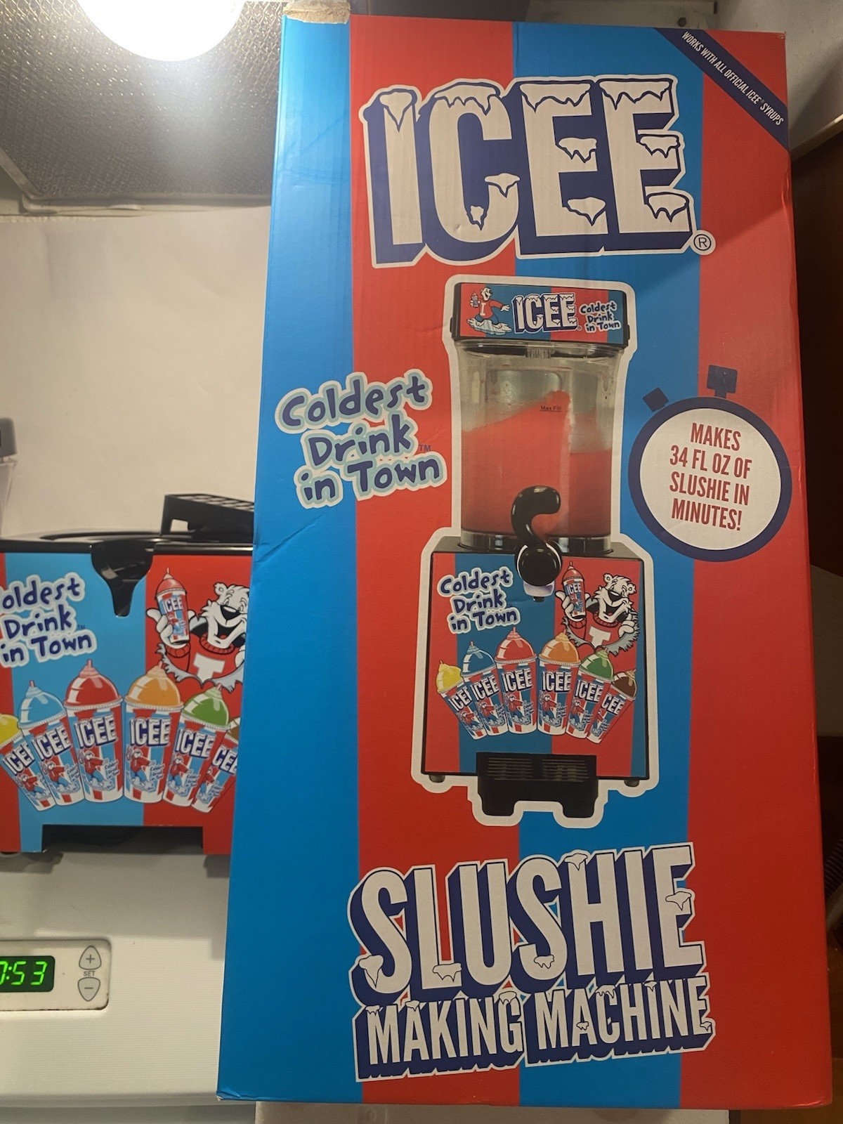 Iscream Genuine ICEE Home Slushie Maker Ice Machine 1 Liter Plus Syrups! Wow